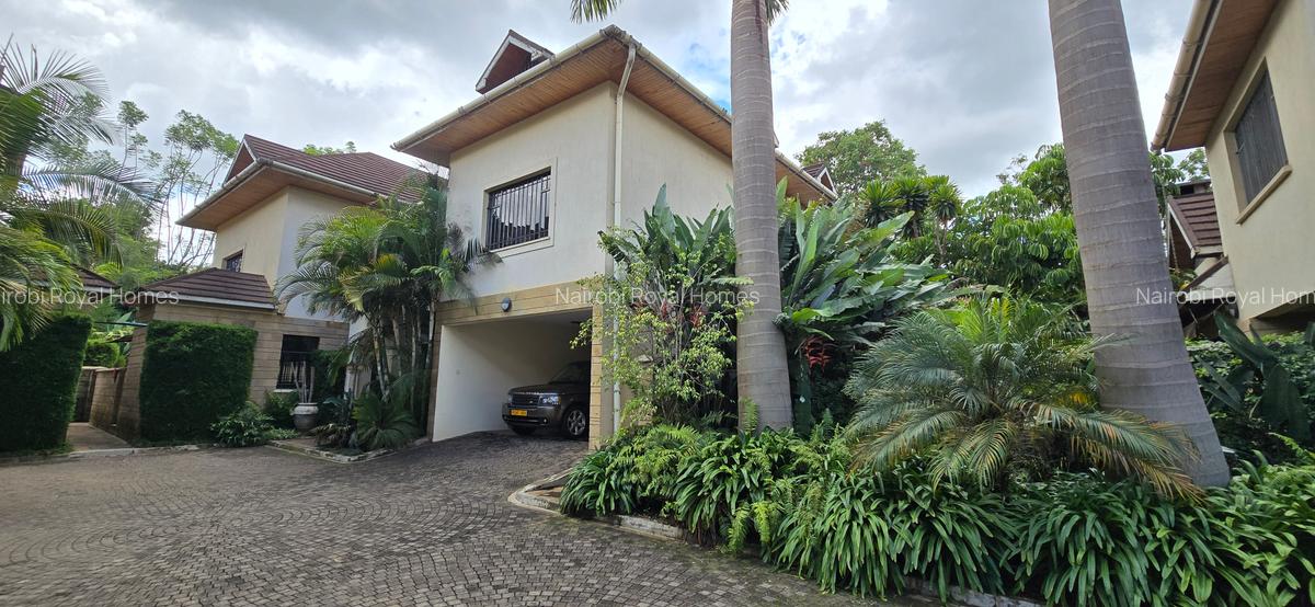 5 Bed Townhouse with En Suite at Lavington Off Convent Drive - 1