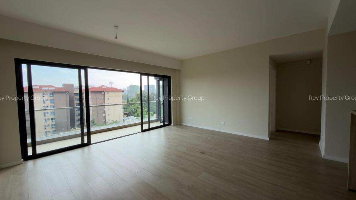 2 Bed Apartment with En Suite in Riverside - 2
