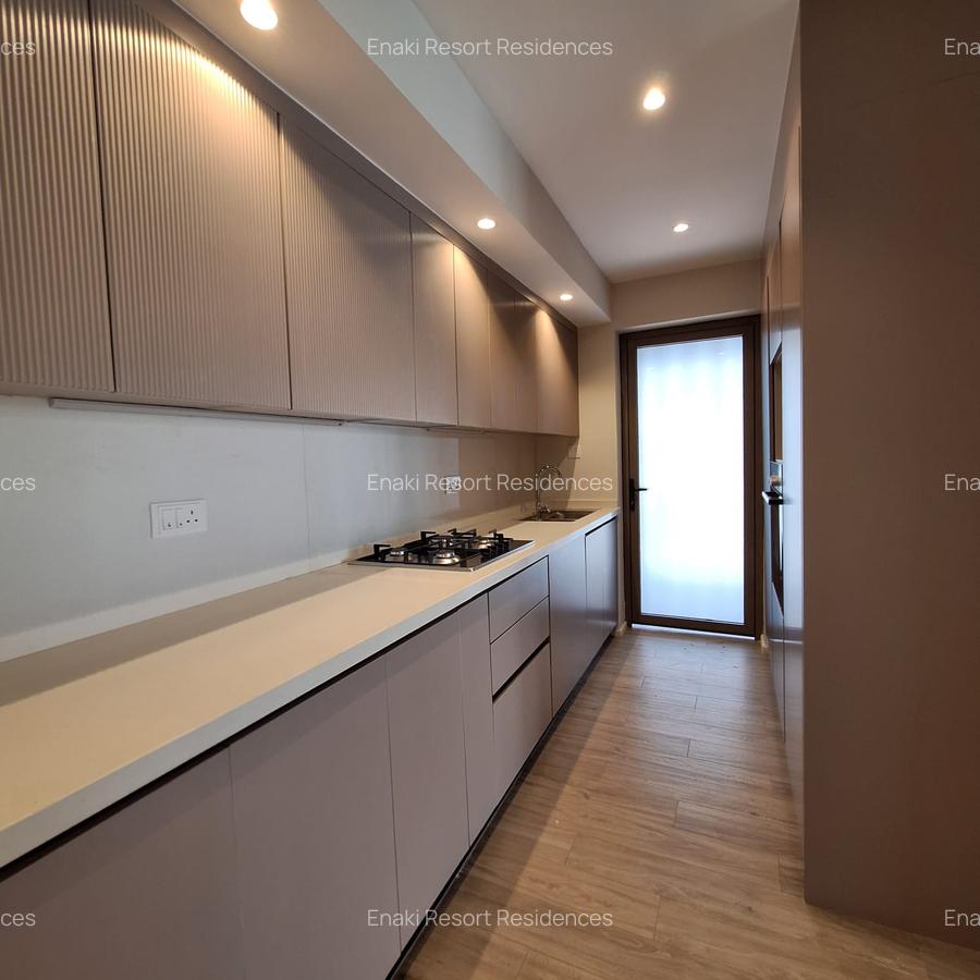 3 Bed Apartment with En Suite at Red Hill Road - 4