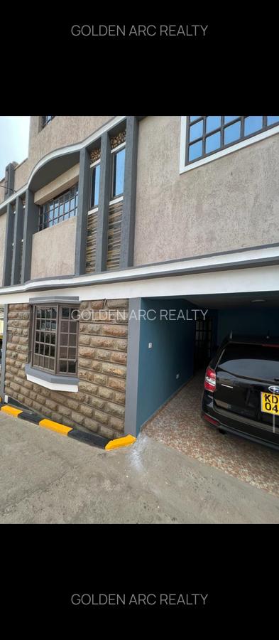 5 Bed Townhouse with En Suite in Ongata Rongai - 3