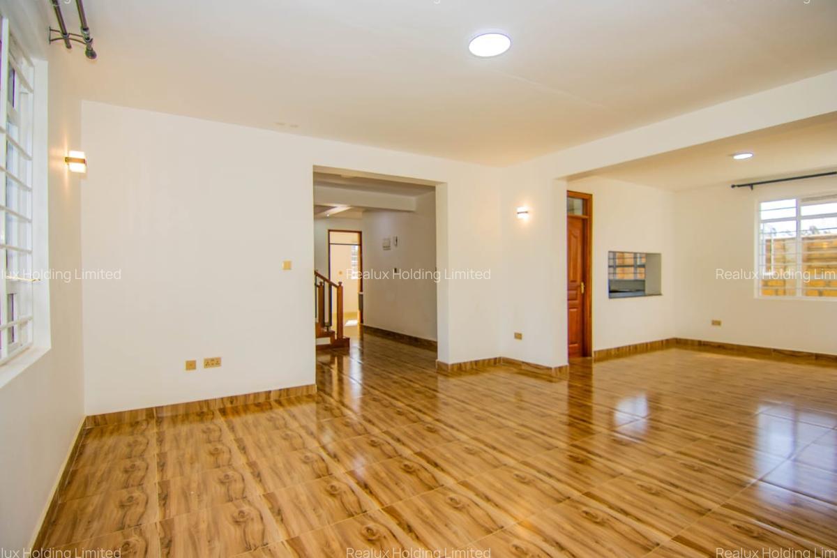 4 Bed House with En Suite in Kamangu - 8