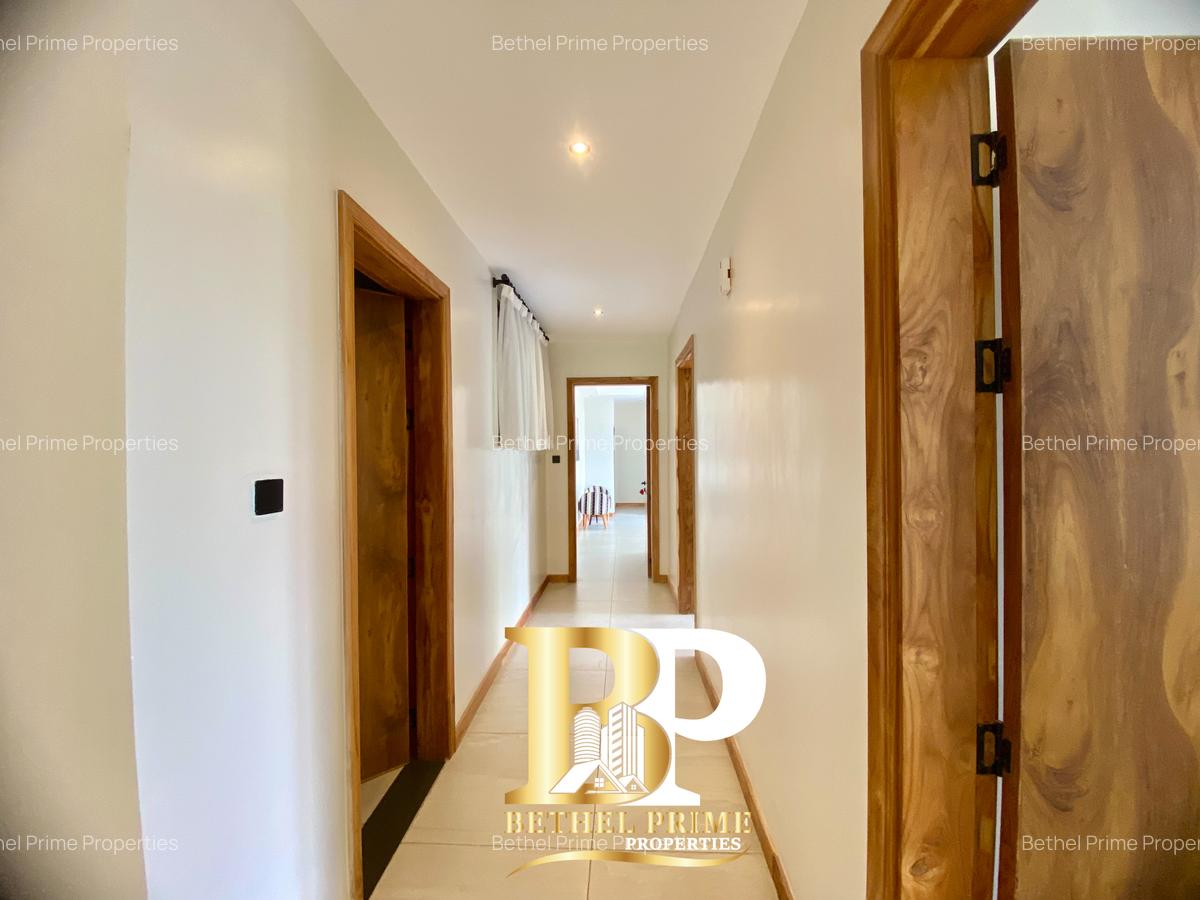 Furnished 4 Bed Apartment with En Suite in Spring Valley - 19