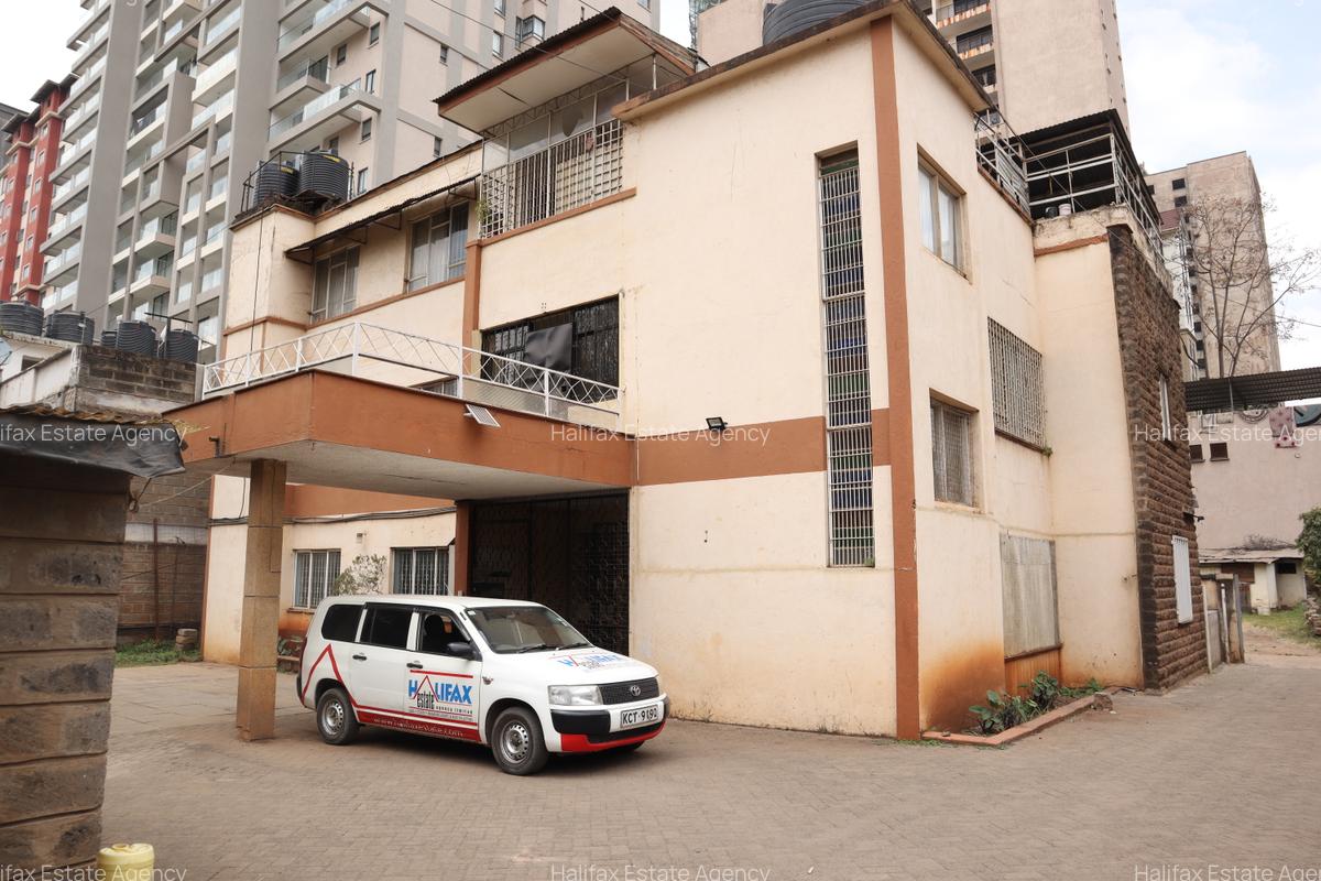 Commercial Property with Parking in Parklands - 12