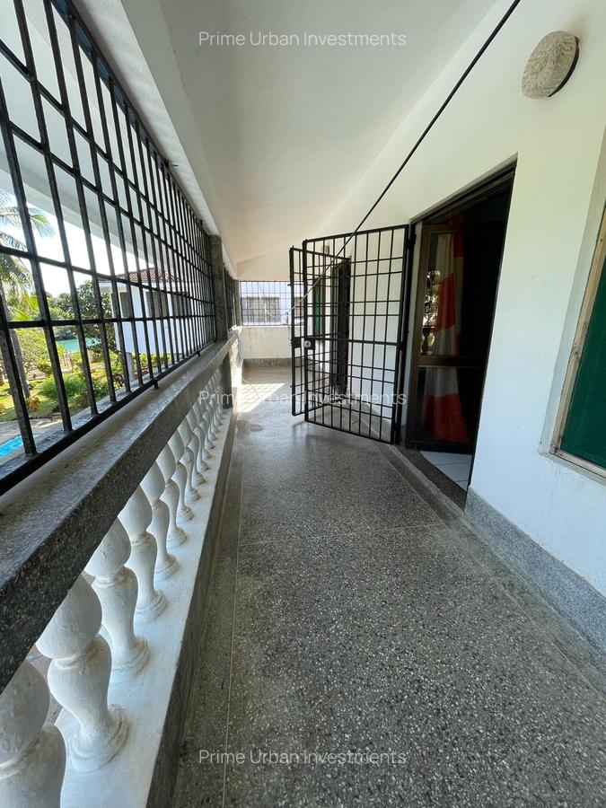 7 Bed Villa with En Suite in Mtwapa - 16