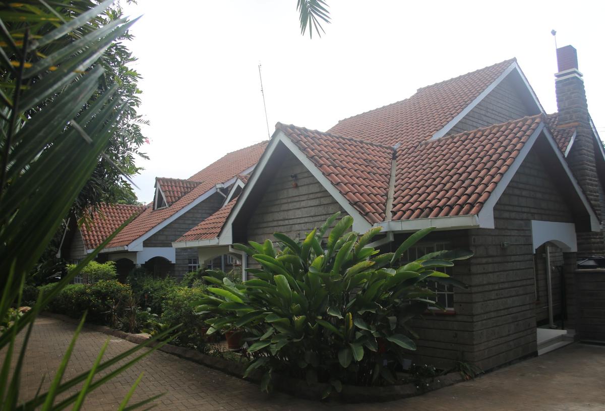 4 Bed Townhouse with En Suite in Lavington - 17