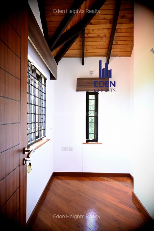 4 Bed Townhouse with En Suite in Runda - 17