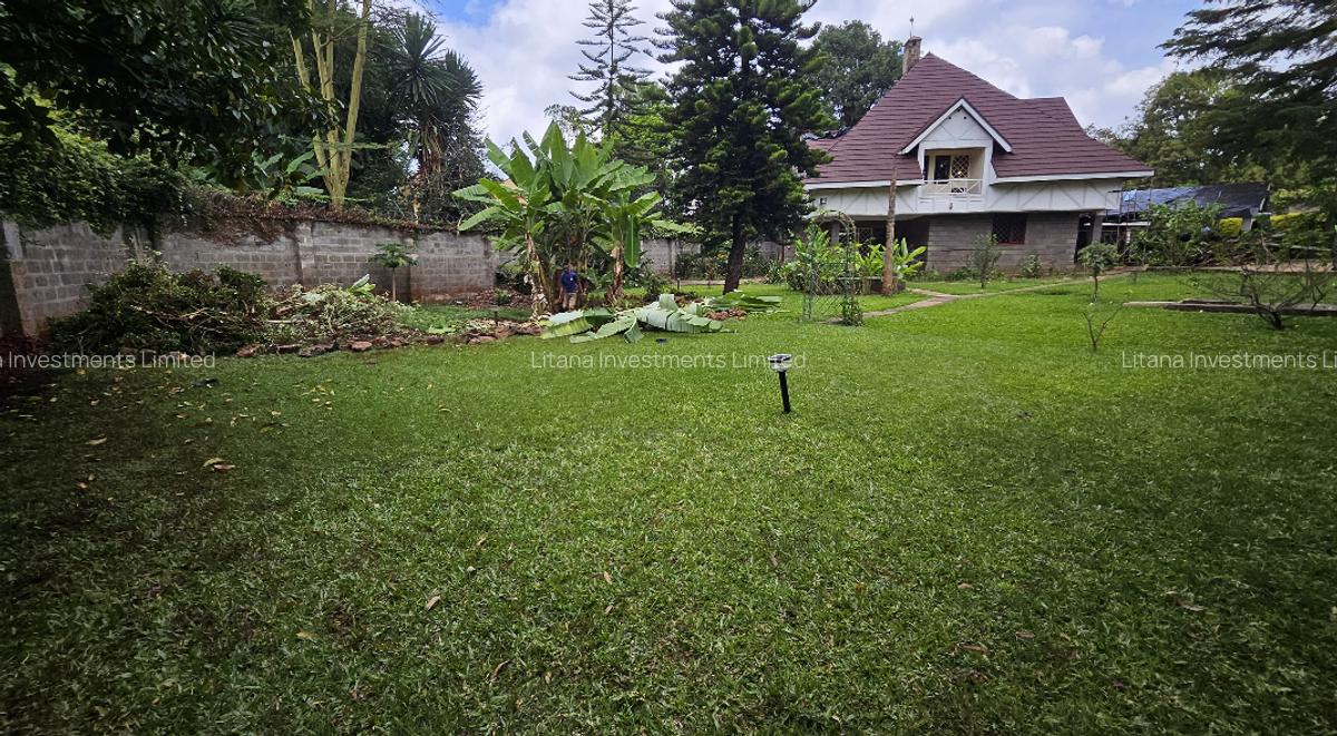 5 Bed House with En Suite at Old Runda - 10