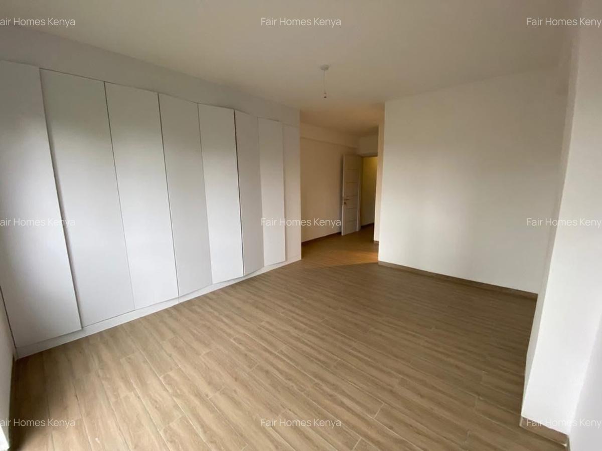 3 Bed Apartment with En Suite at Othaya Road - 4