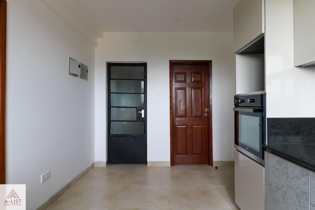 4 Bed Apartment with En Suite at General Mathenge - 15