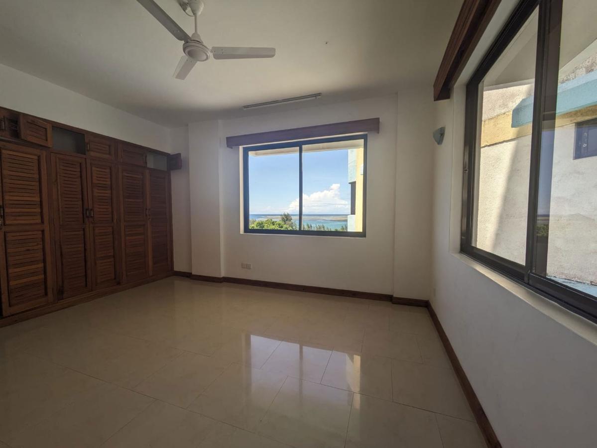 4 Bed Apartment with En Suite in Kizingo - 8