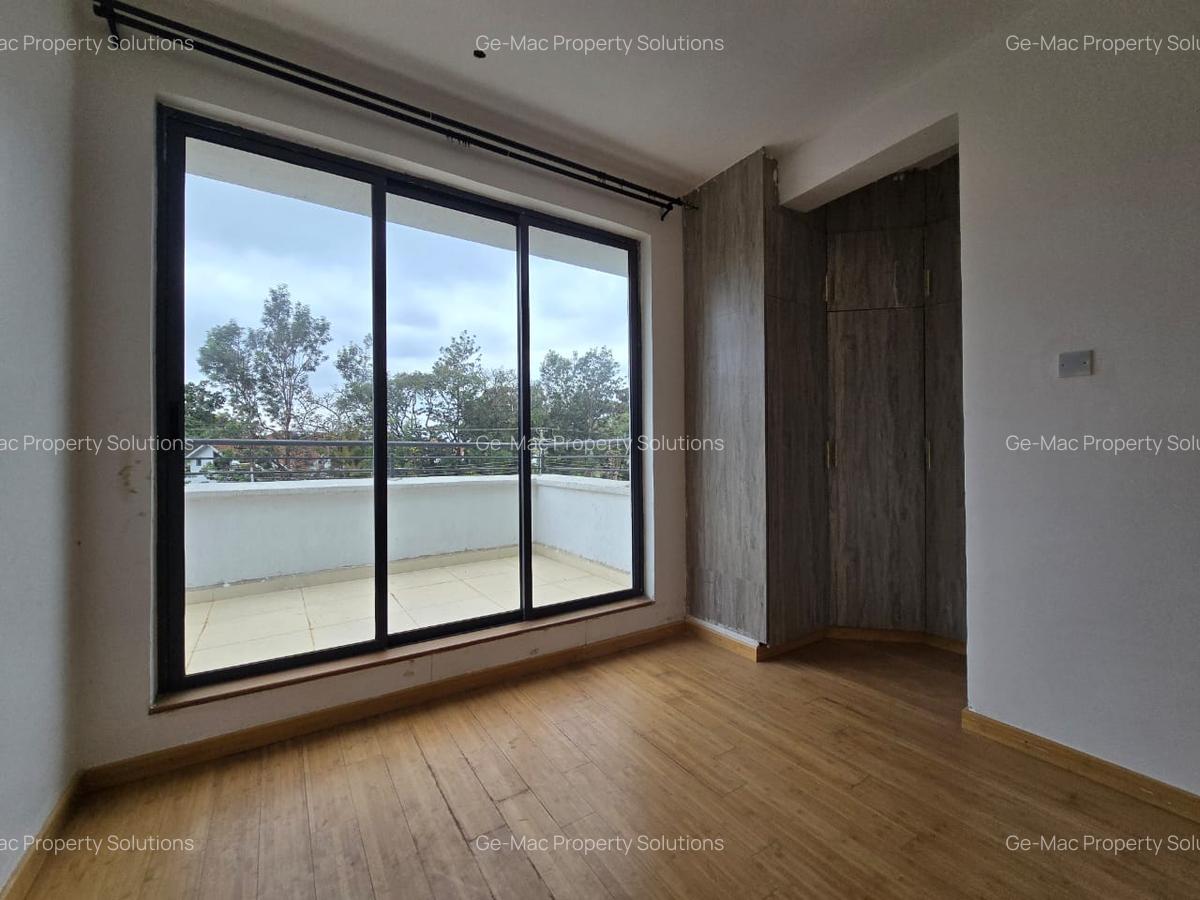 5 Bed Townhouse with En Suite in Lavington - 15