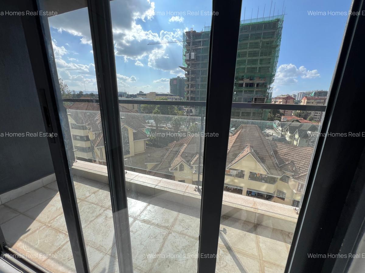 2 Bed Apartment with En Suite in Lavington - 5