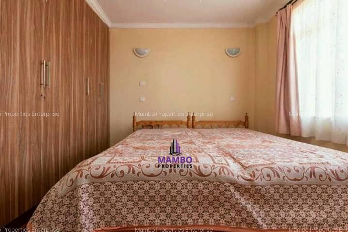 5 Bed Villa with En Suite at Kirawa Rd - 19