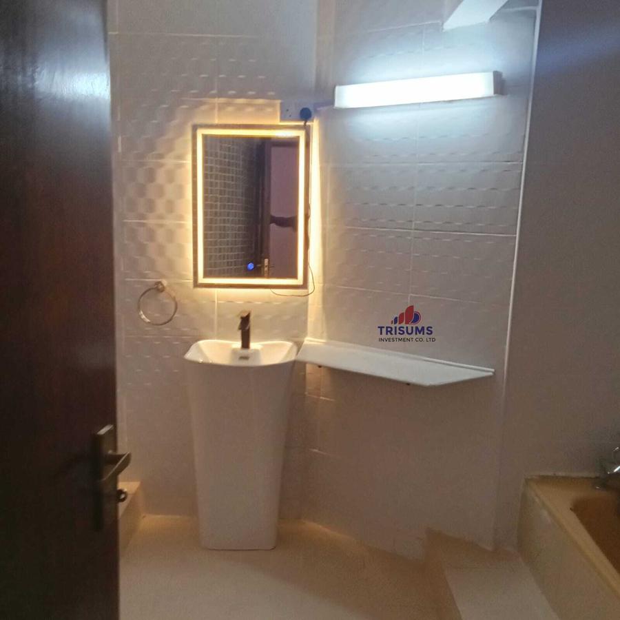 5 Bed Townhouse with En Suite at Westland - 18