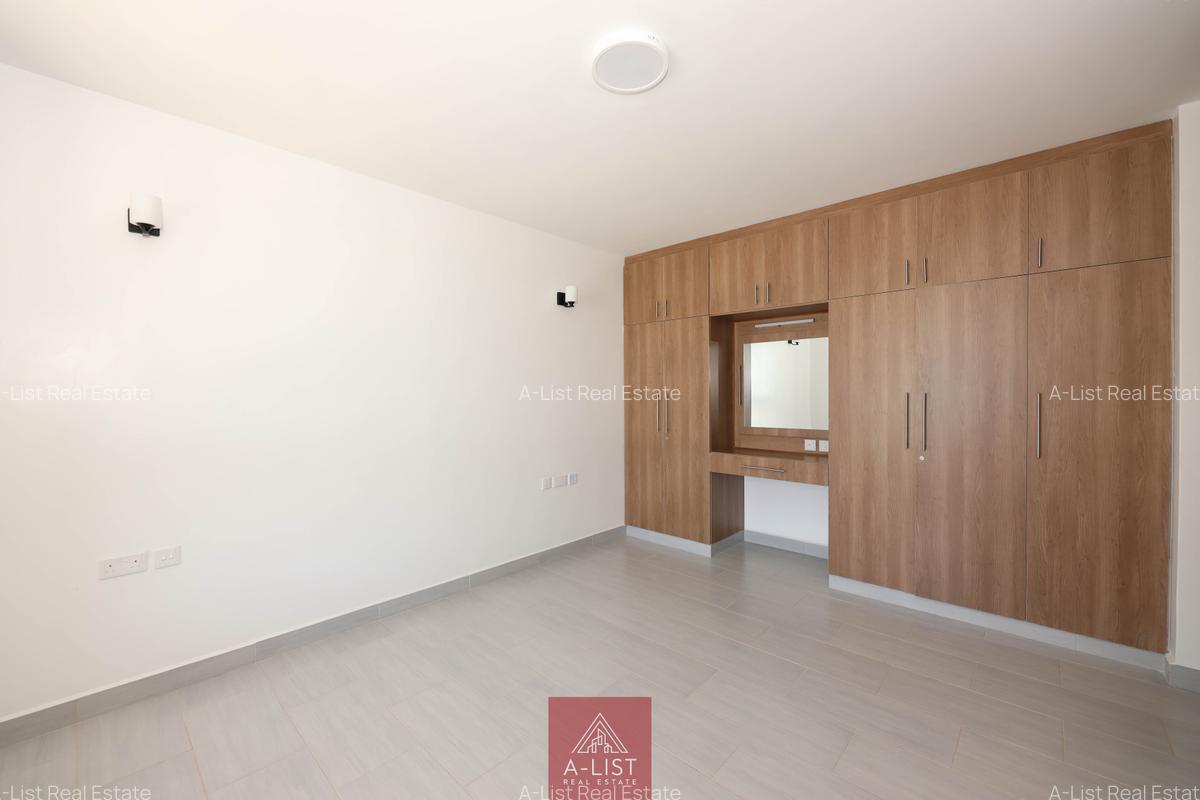 3 Bed Apartment with En Suite at Muthangari Road - 10
