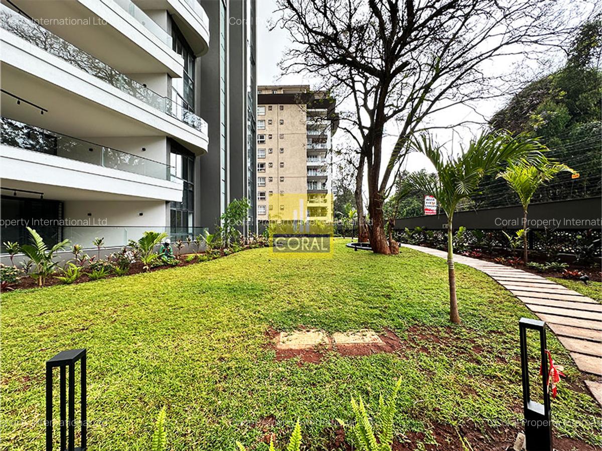 5 Bed Apartment with Swimming Pool in Westlands Area - 18