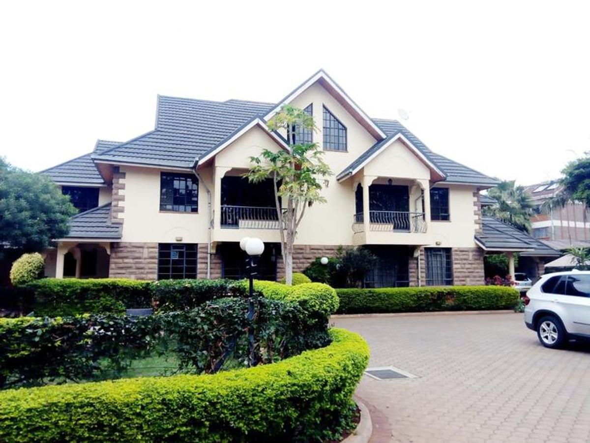 5 Bed House with En Suite at Othaya Road - 1