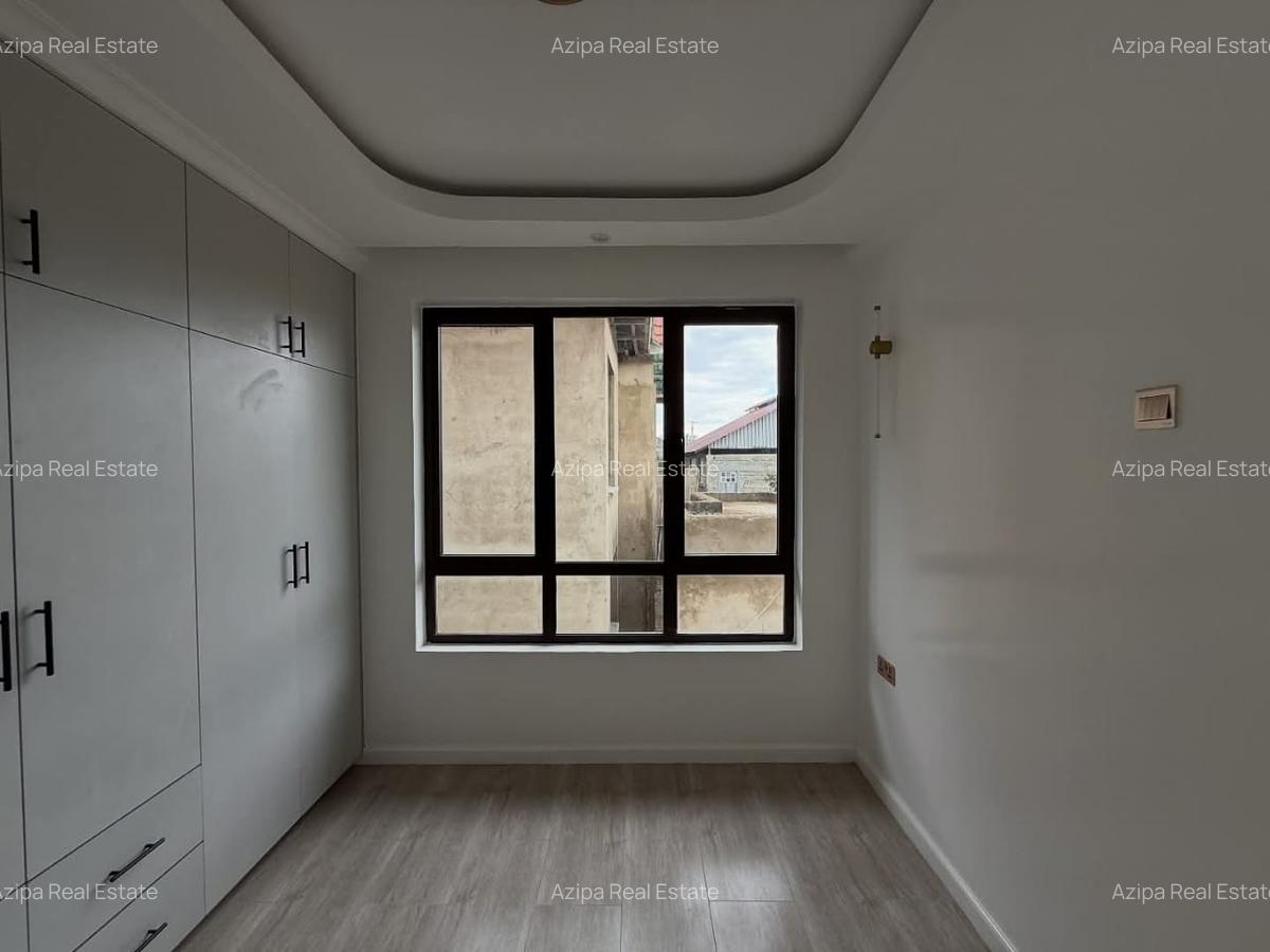 4 Bed Townhouse with En Suite at Namanga Road - 10