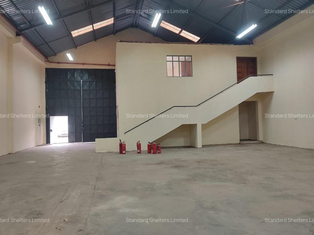 10,383 ft² Warehouse with Backup Generator in Mombasa Road - 11