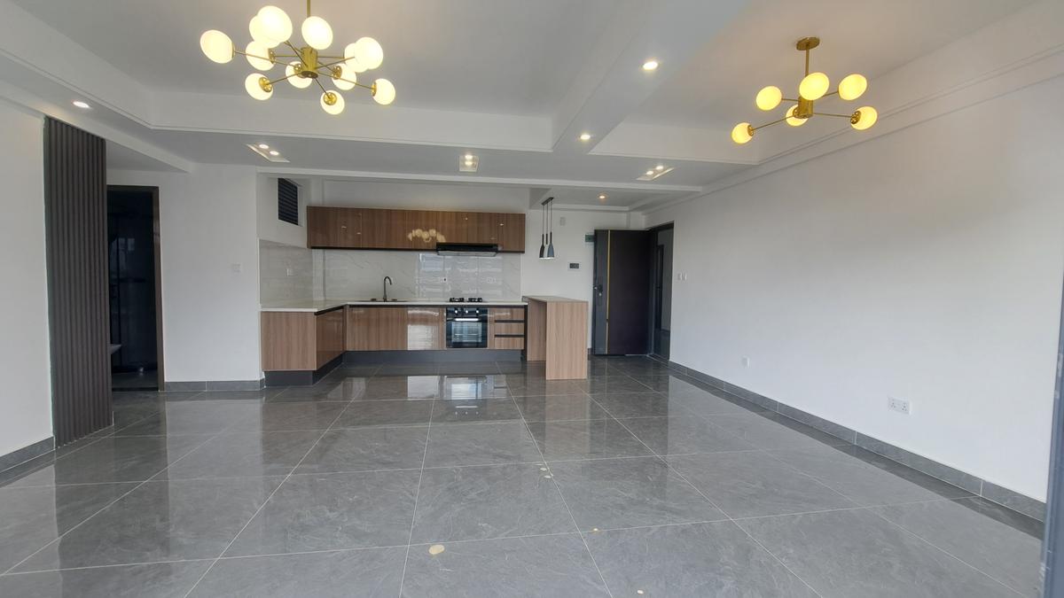 2 Bed Apartment with En Suite at Riverside Dr - 2