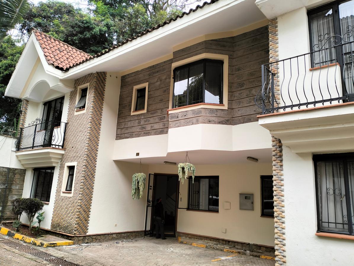 4 Bed Townhouse with En Suite in Westlands Area - 1