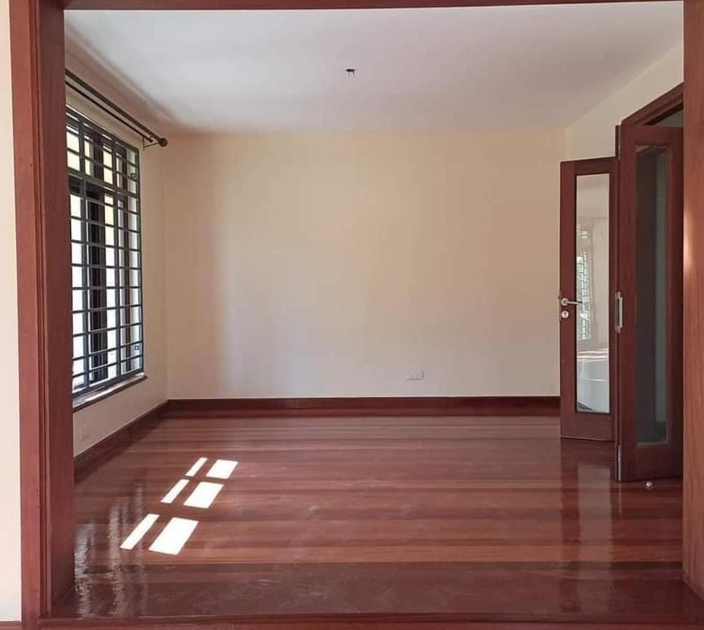 5 Bed Villa in Lavington - 5