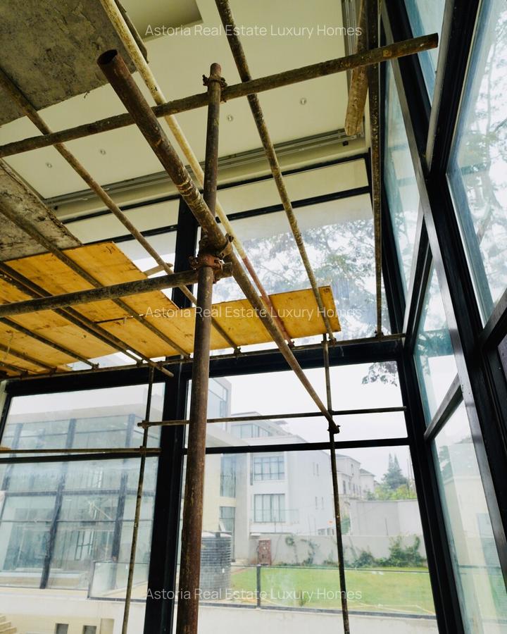 5 Bed Villa with En Suite at 2026-187 - 5