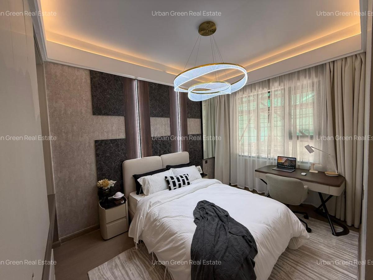 3 Bed Apartment with En Suite in Lavington - 8