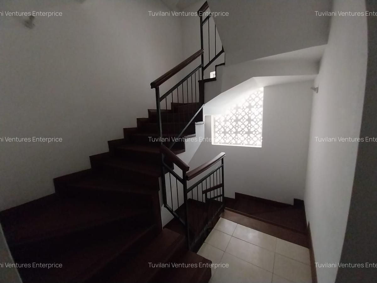 4 Bed Villa with En Suite at Nyali Mombasa - 13