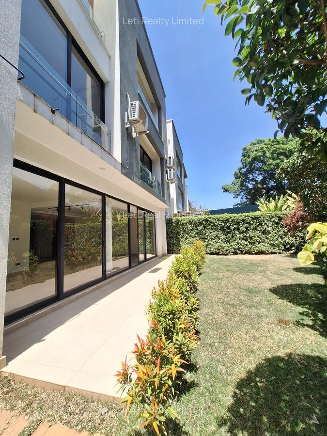 4 Bed Townhouse with En Suite in Lavington - 3