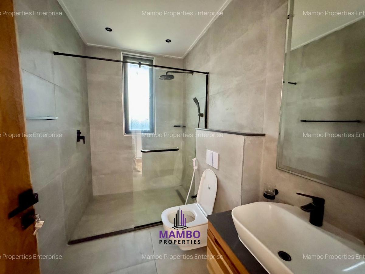 4 Bed Apartment with En Suite at Peponi Rd - 17