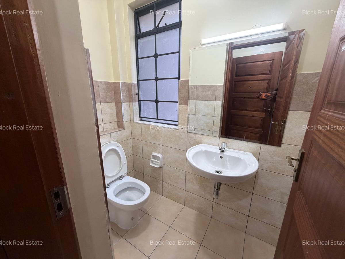 2 Bed Apartment with En Suite in Tatu City - 4