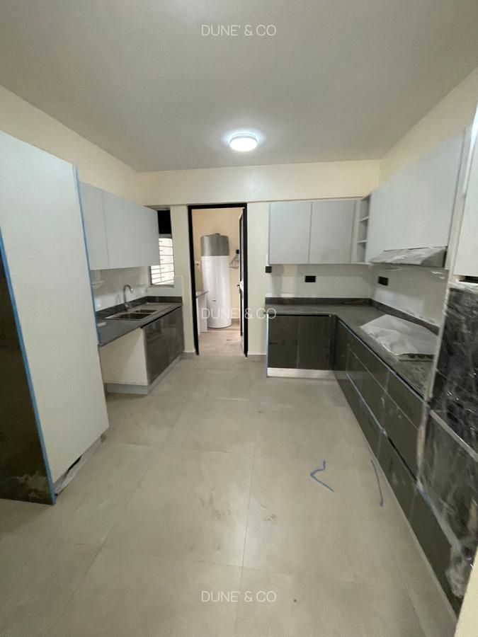 3 Bed Apartment with En Suite in Westlands Area - 6