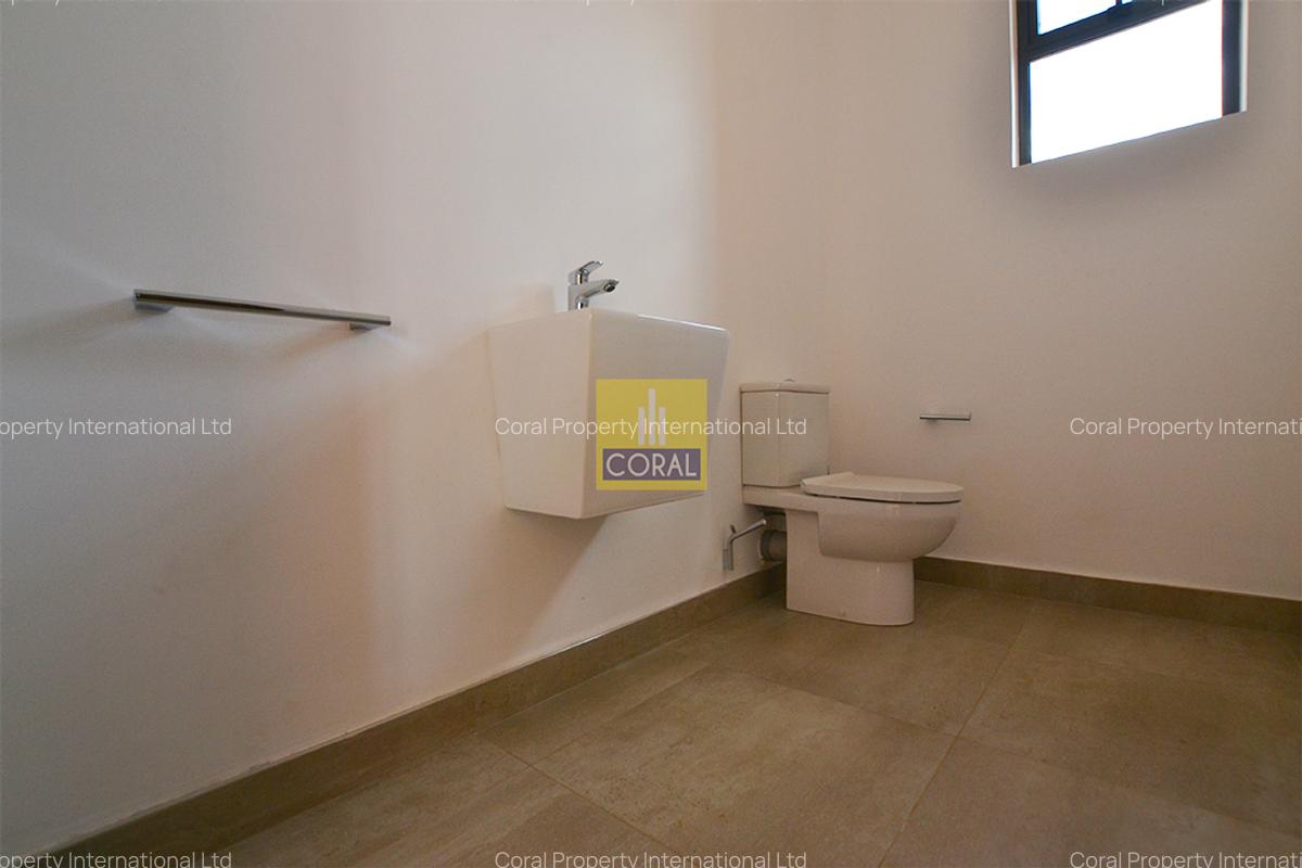 4 Bed Apartment with Backup Generator in Rosslyn - 12