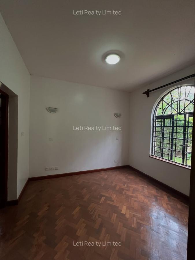 4 Bed Townhouse with En Suite in Kitisuru - 6