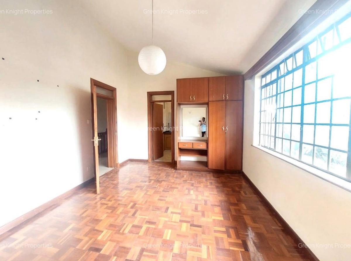 4 Bed Townhouse with En Suite in Kilimani - 5