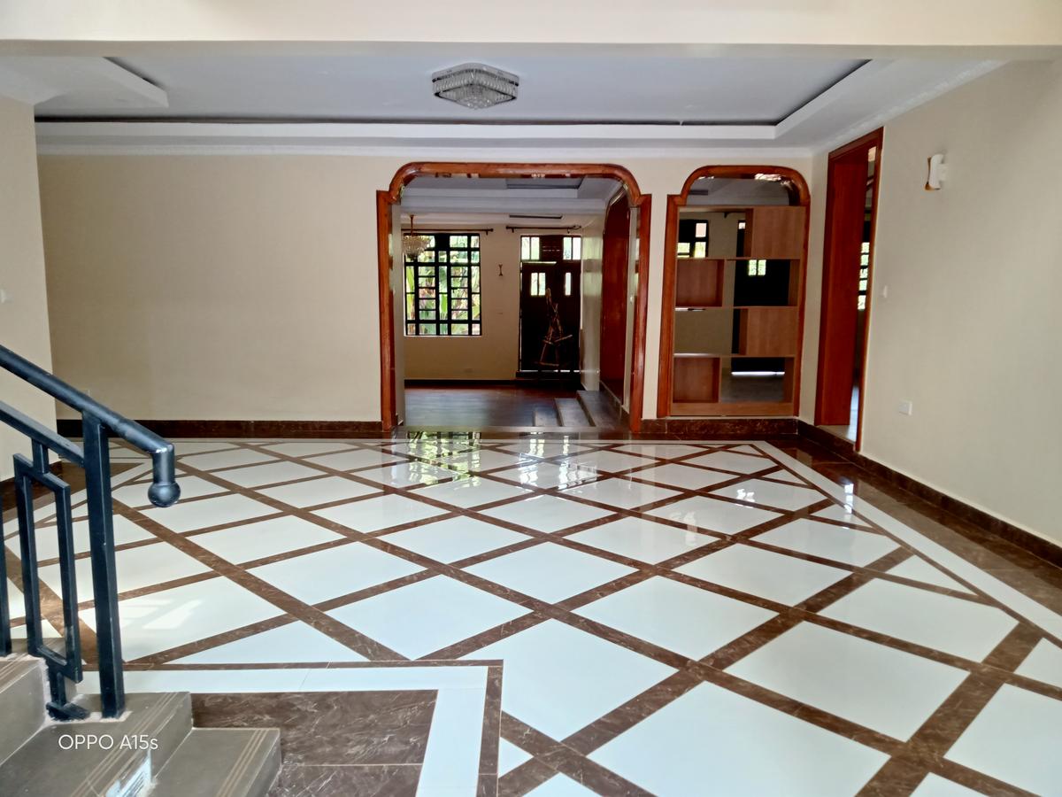 7 Bed House with En Suite in Kitisuru - 15