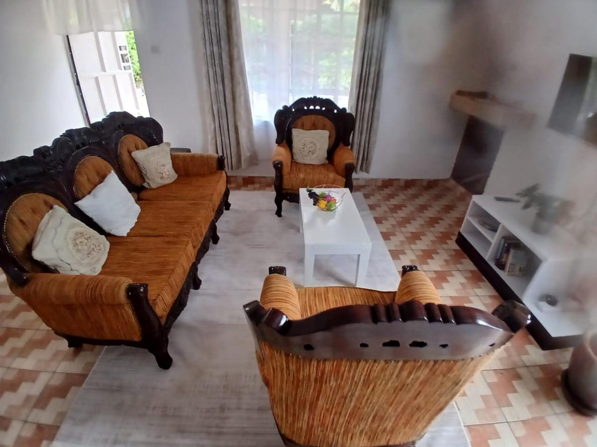 2 Bed House with En Suite in Runda - 10