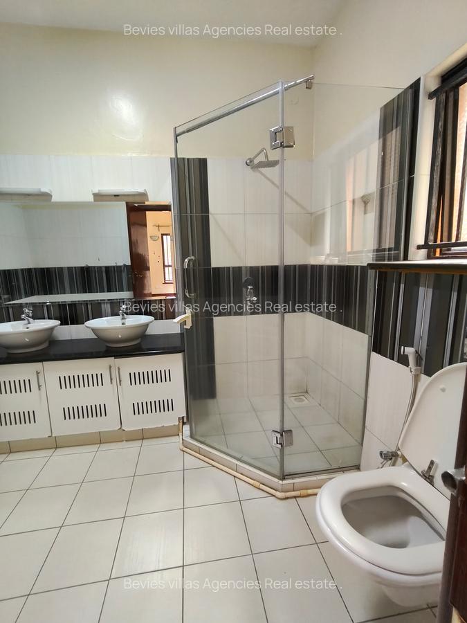 4 Bed Apartment with En Suite at Spring Valley - 8