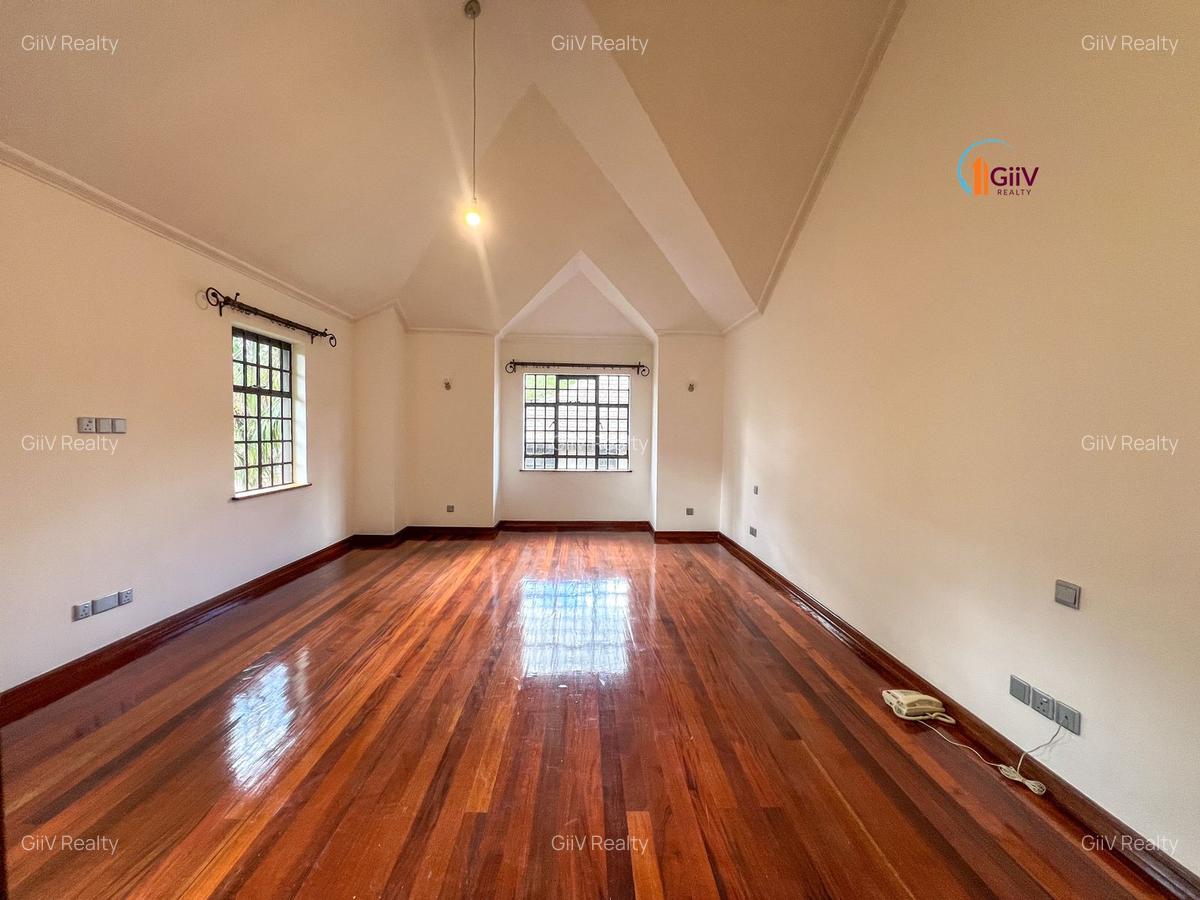 4 Bed Townhouse with Staff Quarters in Spring Valley - 8