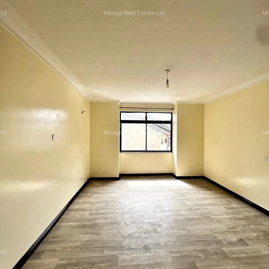 3 Bed Apartment with En Suite in Lavington - 7