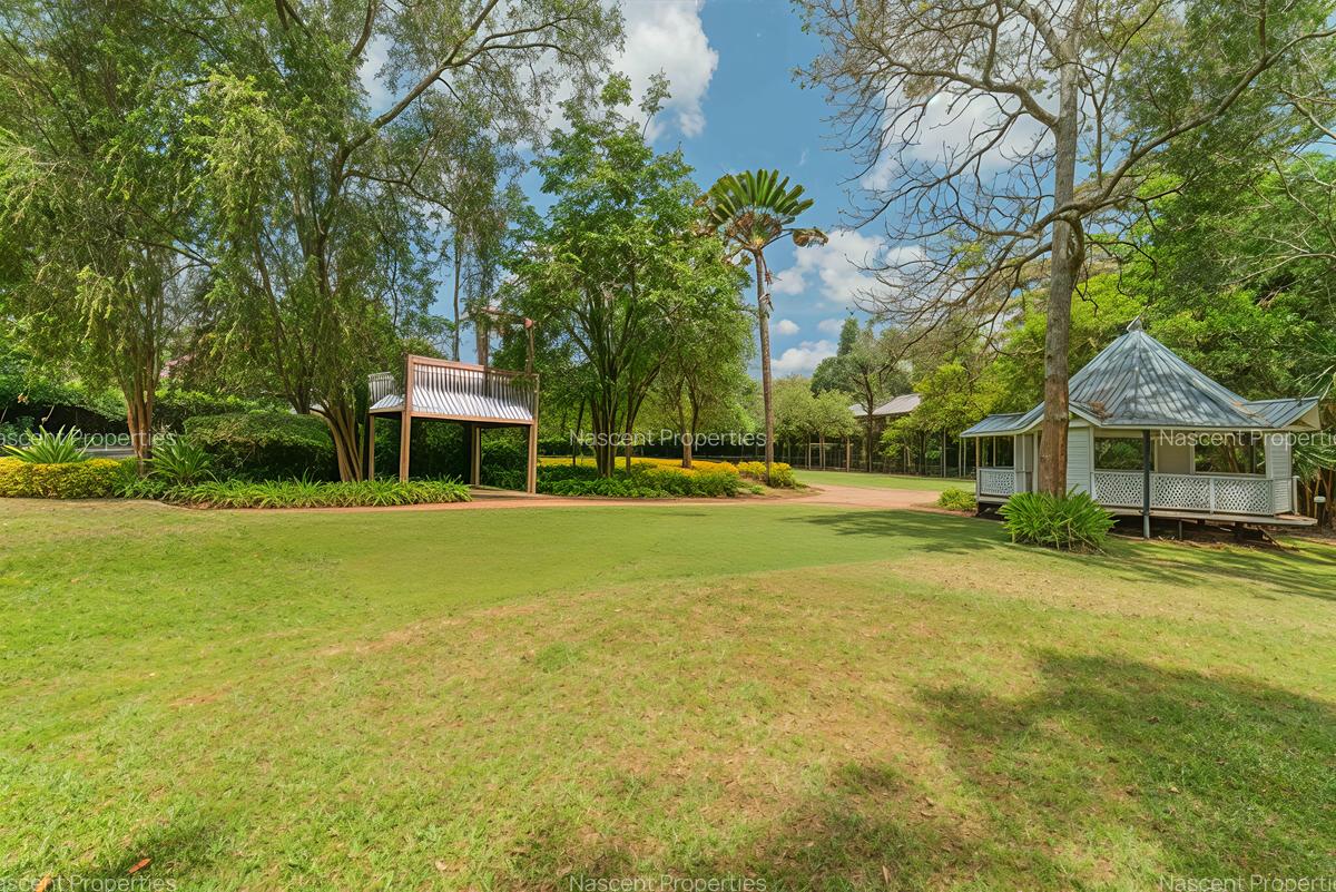 5 Bed House with En Suite in Muthaiga - 1