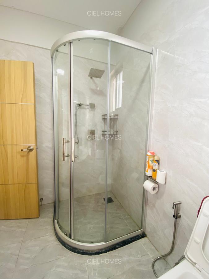 Serviced 4 Bed Apartment with En Suite at Othaya Road - 11