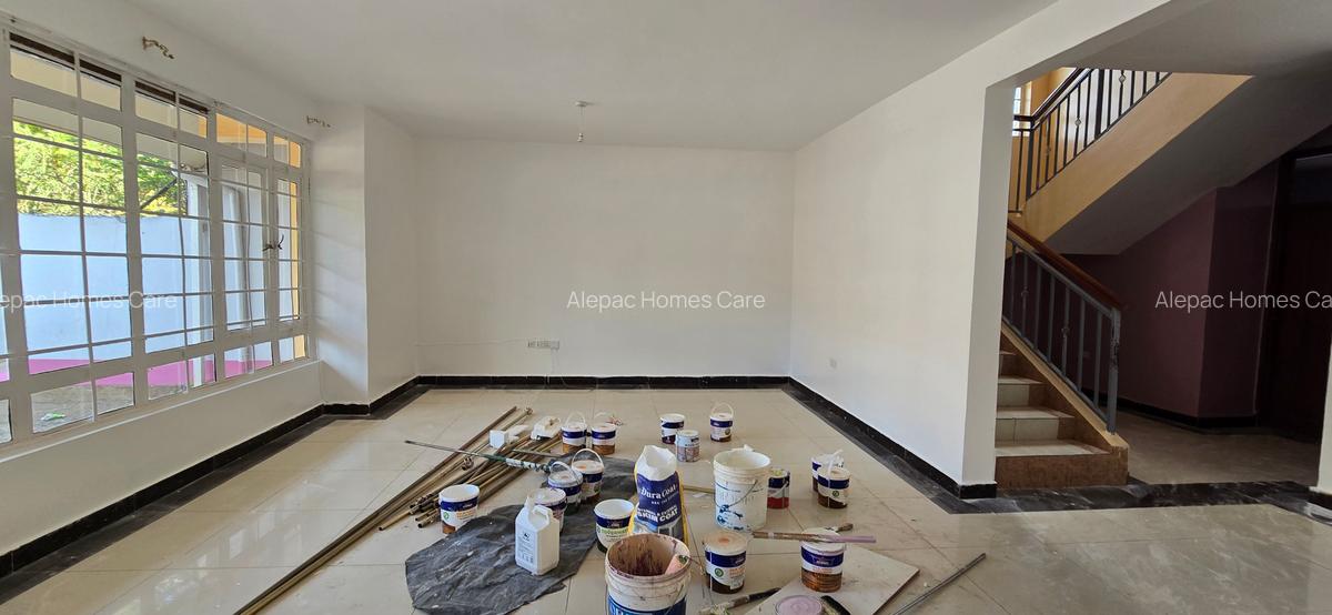 4 Bed House with Walk In Closet at Varsityville - 7