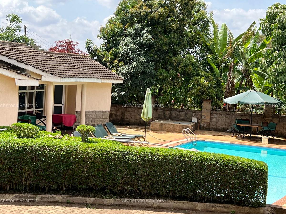 1 Bed House with Swimming Pool in Rosslyn - 8