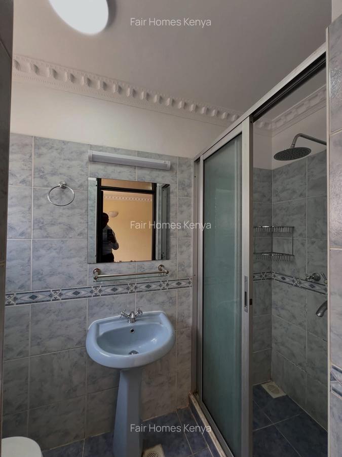 5 Bed Townhouse with En Suite at Convent Drive - 8