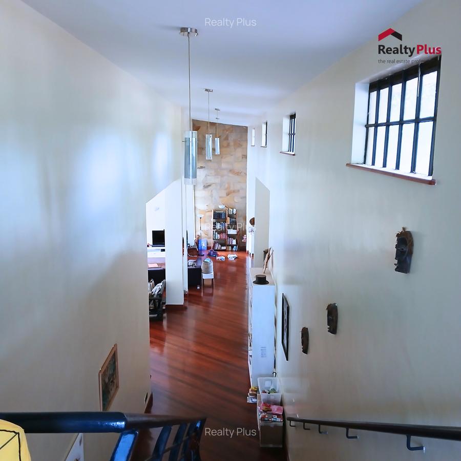 4 Bed Villa with En Suite in Runda - 9