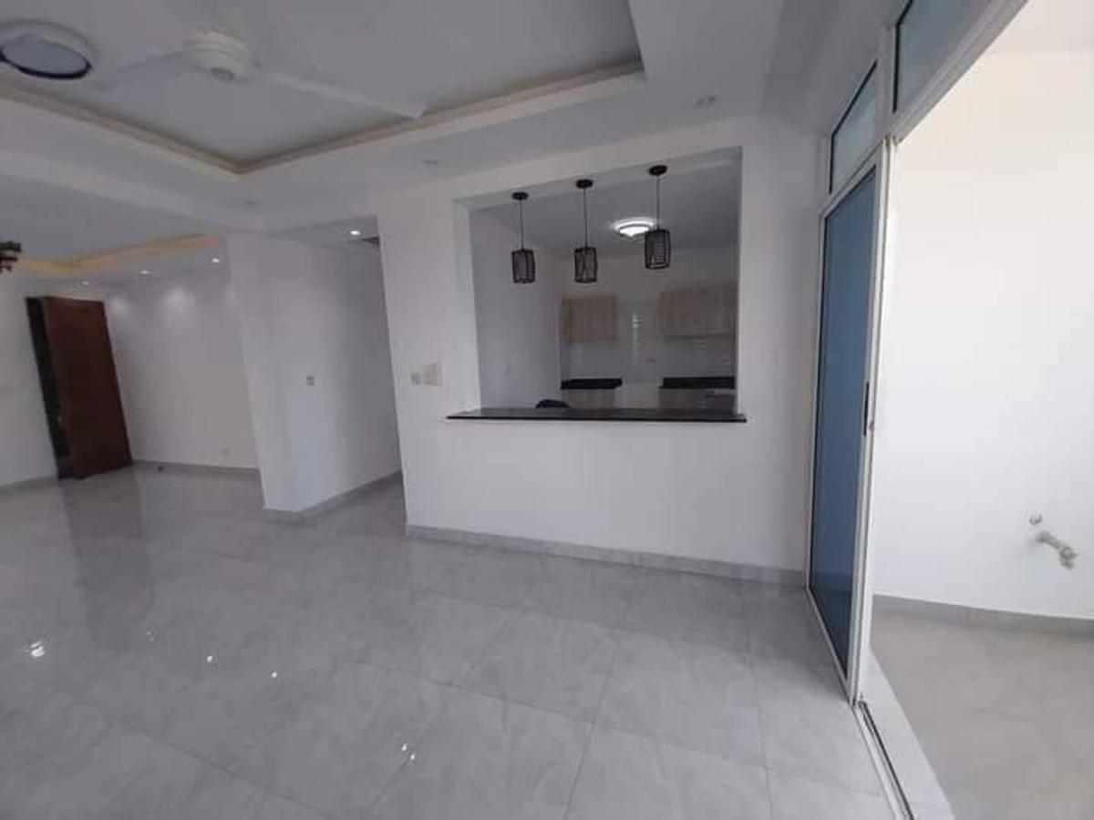 3 Bed Apartment with En Suite at Lakers Road - 9