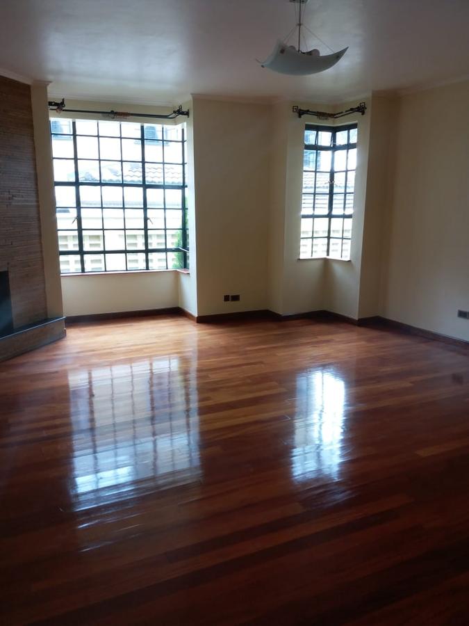 5 Bed Townhouse in Lavington - 3