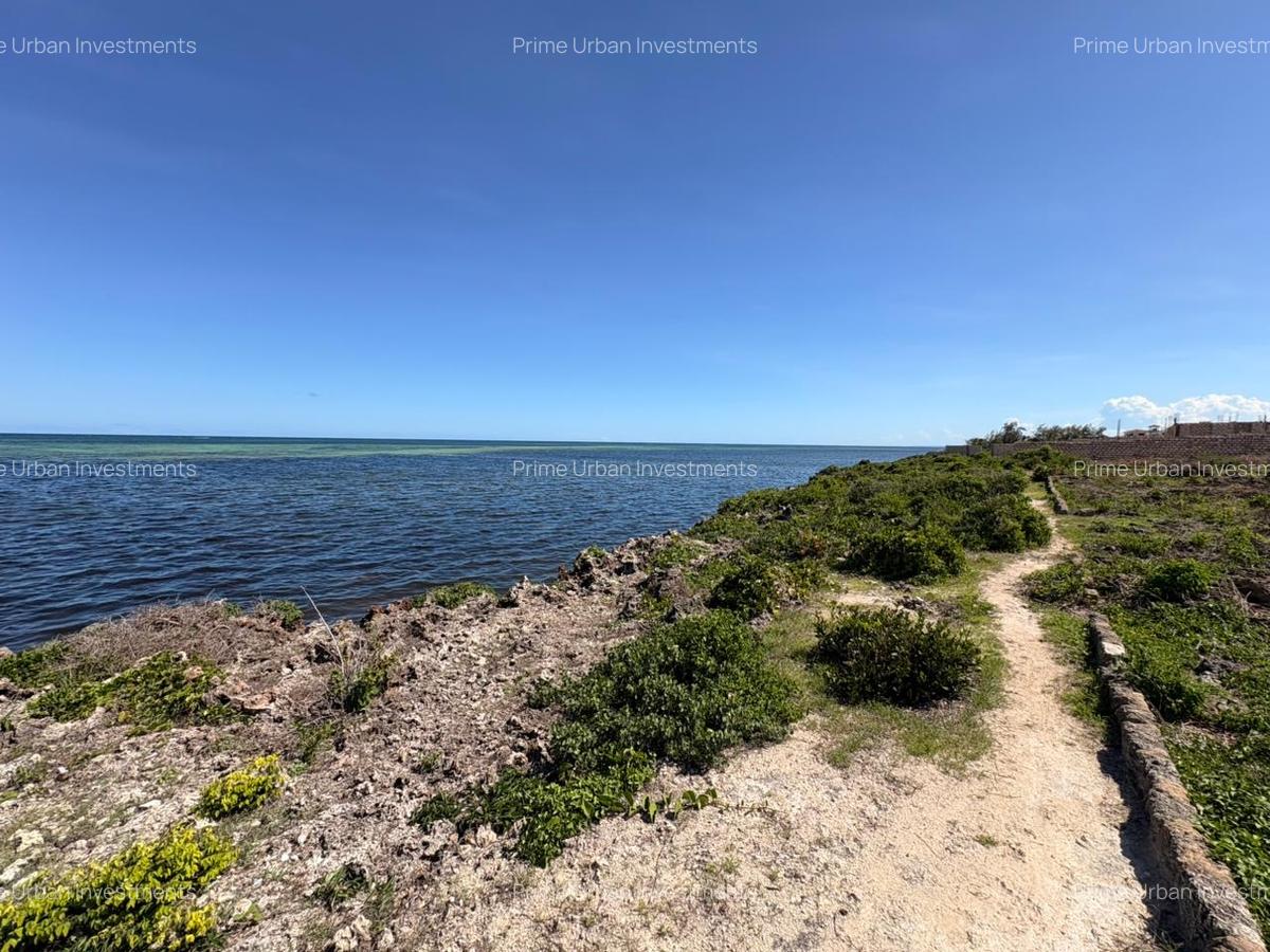 2 ac Land at Watamu Beach- Seafront - 3